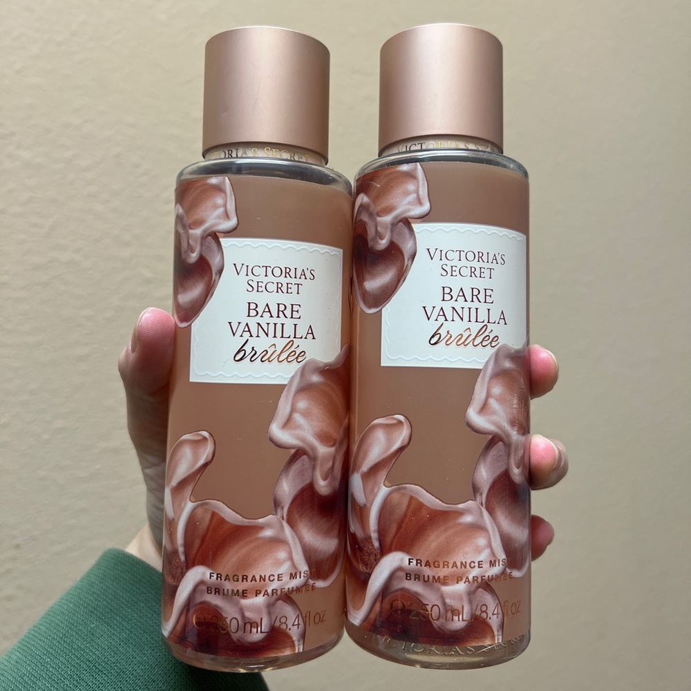 Victoria’s Secret Bare Vanilla Brûlée Mist x2